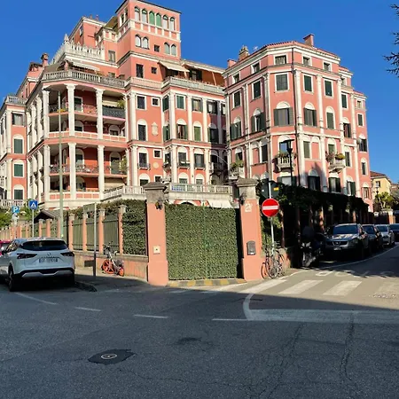 Ca' Grand' Italia Lido di Venezia
